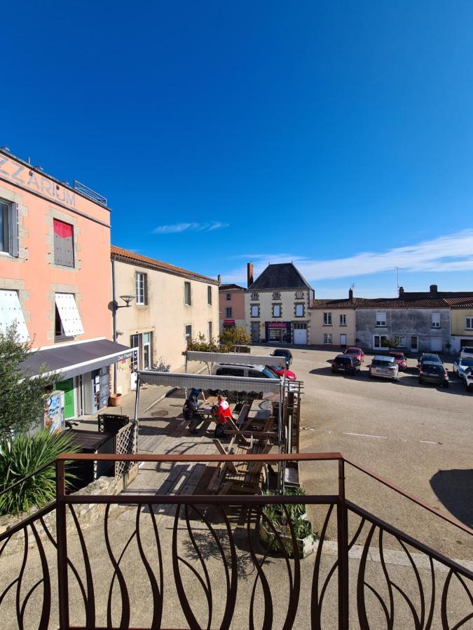 Gite Le Haut Du Pave 3 A 7 Chambres 6 A 14 Couchages, 3 Min Du Puy Du Fou Les Épesses Eksteriør billede